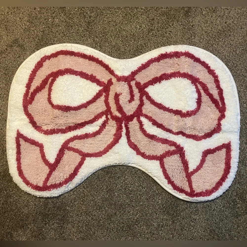 Pink and White Bow Bath Rug
